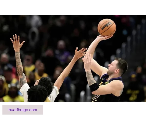 东契奇狂砍43分创纪录 湖人客场六连战收获五胜